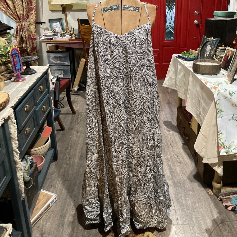 NWT Ava & Viv Maxi dress. Size X.